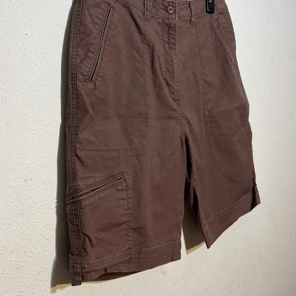 Woolrich Womens Brown Shorts size 14